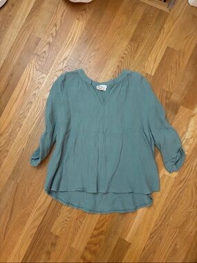 Relaxed Gauze V-Neck Women's Blouse in Light Teal